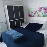 De Facultades Hostal