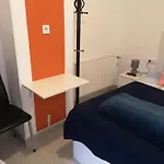 Hostal De Facultades *