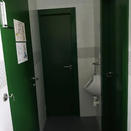 旅馆 De Facultades *