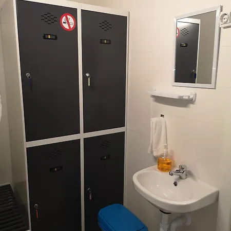 De Facultades Hostel Santander