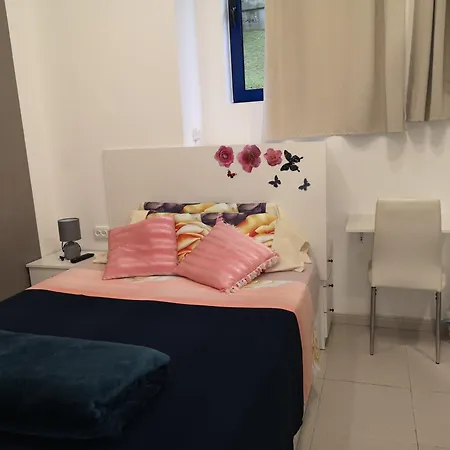 De Facultades 旅馆 *