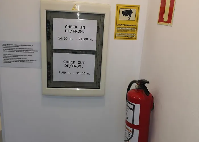 De Facultades Хостел *