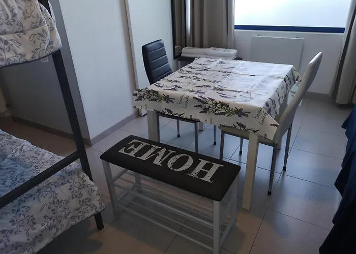 De Facultades Хостел