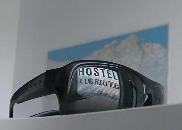 De Facultades Hostel
