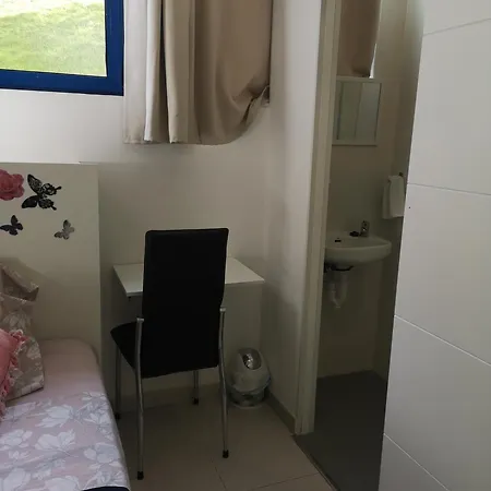 De Facultades بيت شباب سانتاندر