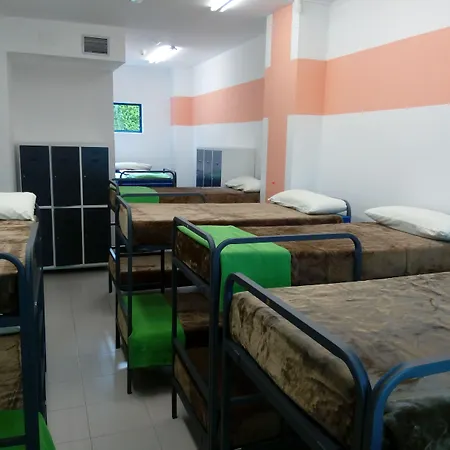 بيت شباب De Facultades