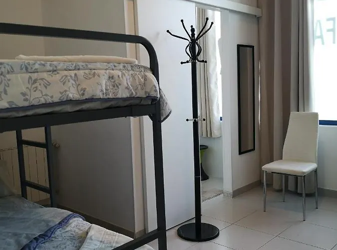 De Facultades Hostel Santander